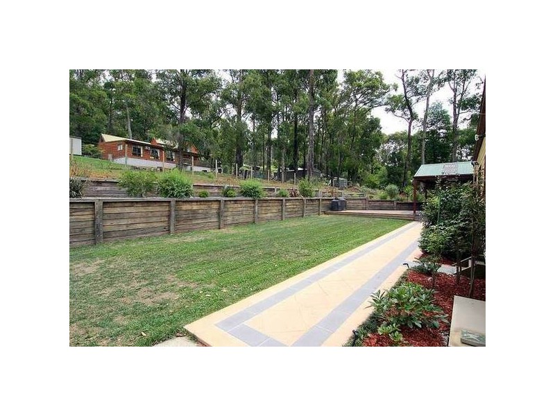 70 First Avenue, Cockatoo VIC 3781