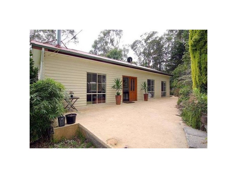 4 Arbor Avenue (Access via 4 Waratah Avenue), Belgrave VIC 3160