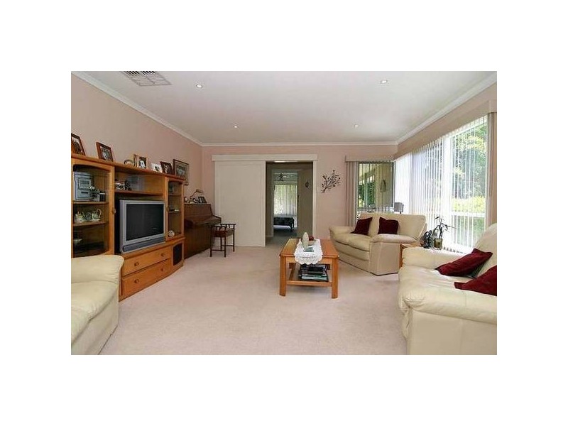 16 Bartley
Road, Belgrave Heights VIC 3160