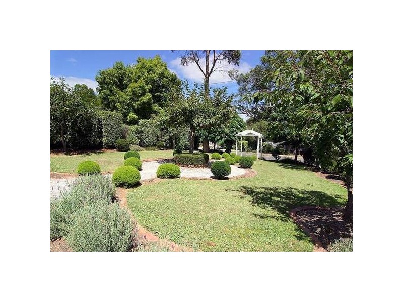 22 Glenfern Avenue, Upwey VIC 3158