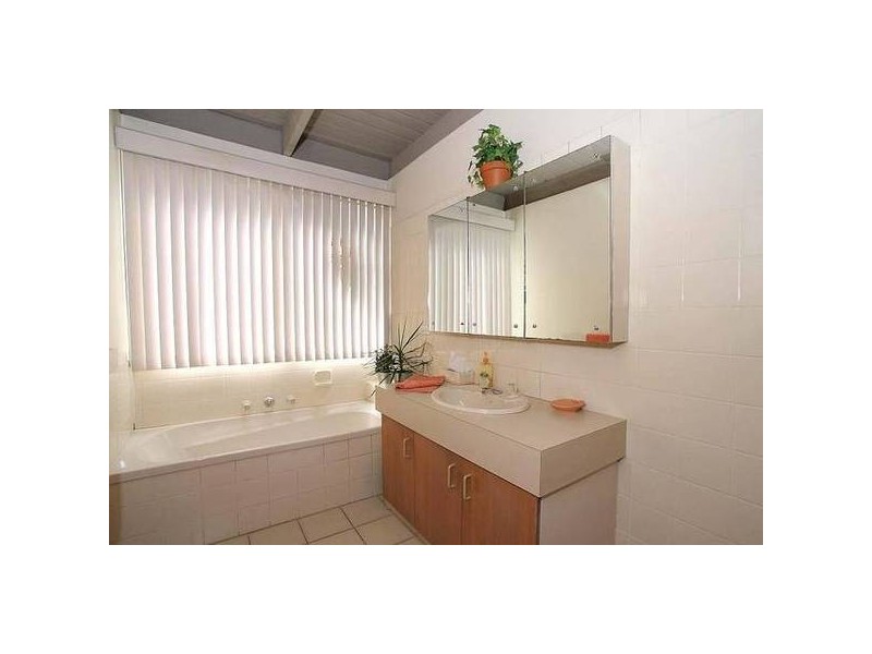 4 Back Road, Sherbrooke VIC 3789