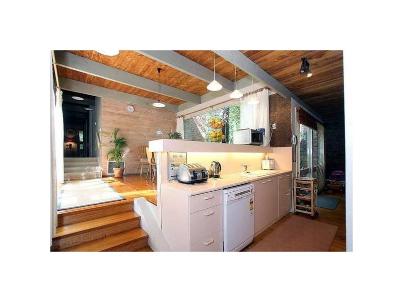 4 Back Road, Sherbrooke VIC 3789