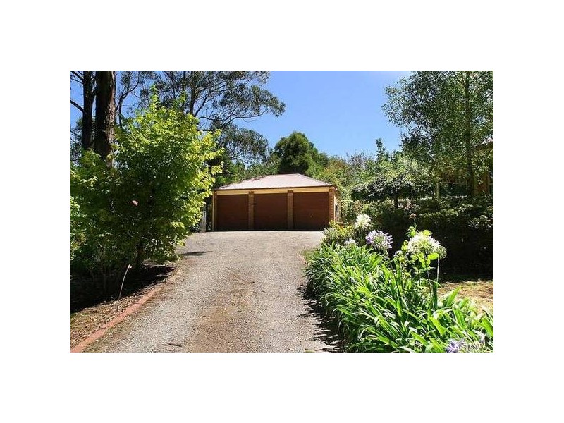 6 Lumeah Avenue, Olinda VIC 3788