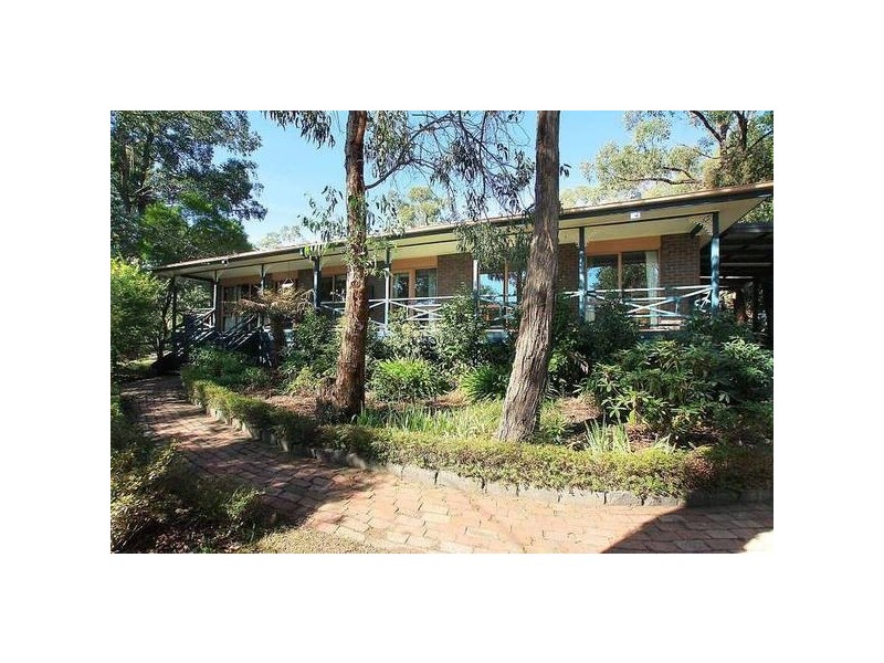 6 Tor Road, Belgrave Heights VIC 3160