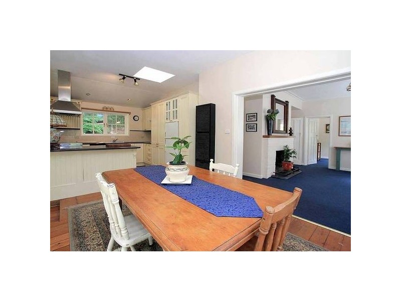 17 Gully Crescent, Belgrave VIC 3160