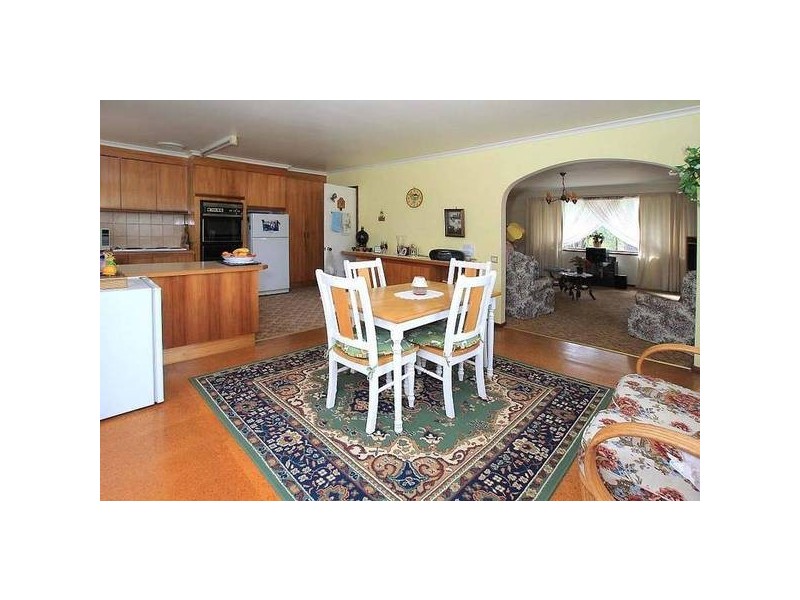 16 Osborne Avenue, Belgrave Heights VIC 3160