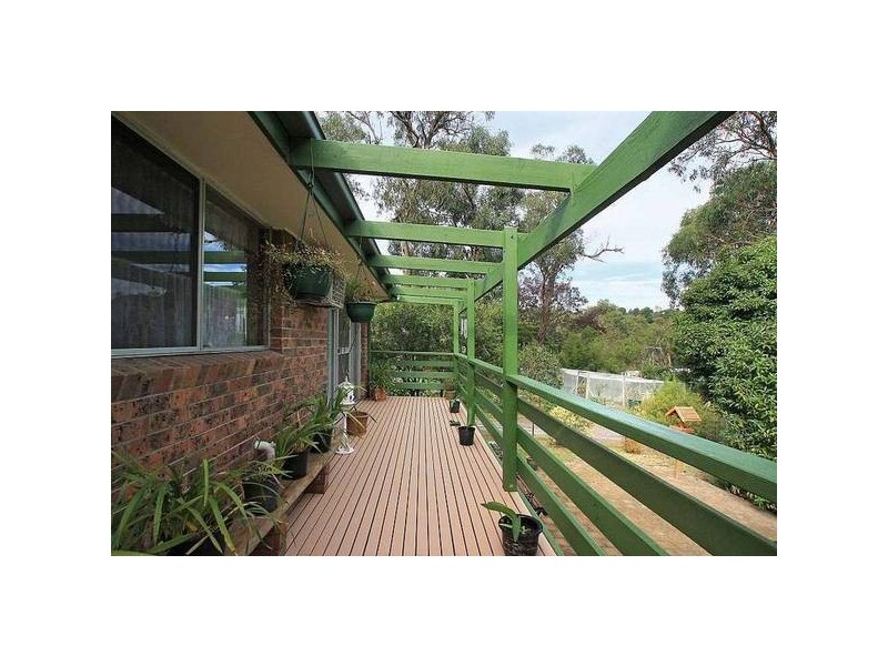 16 Osborne Avenue, Belgrave Heights VIC 3160