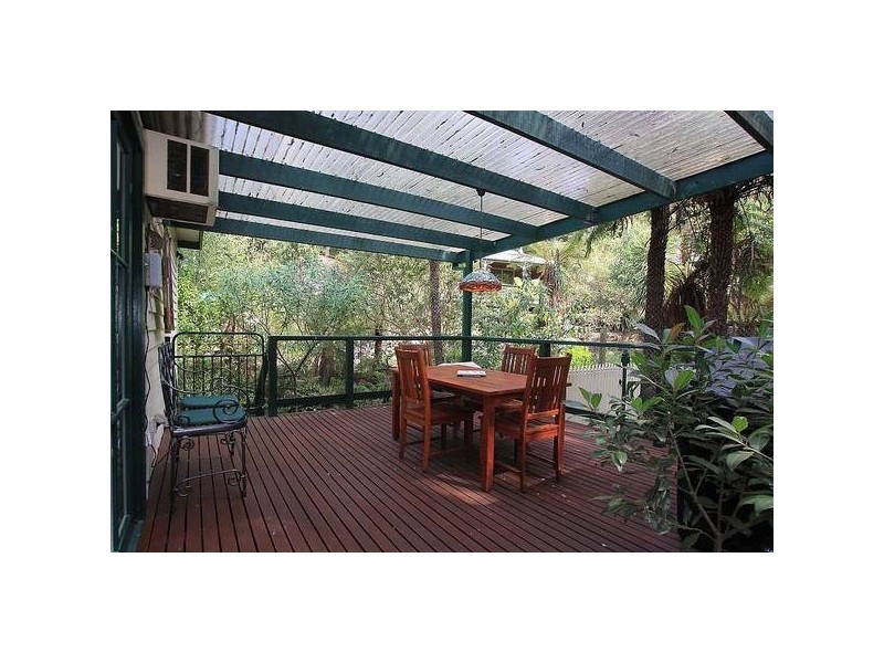 28 Hazel Grove, Tecoma VIC 3160