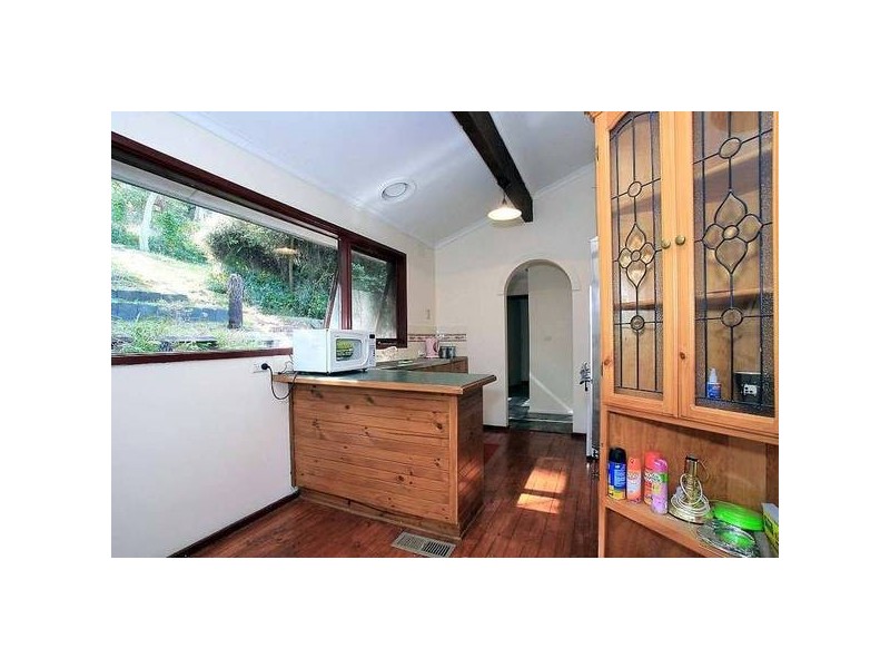 18 Earl Street, Upwey VIC 3158