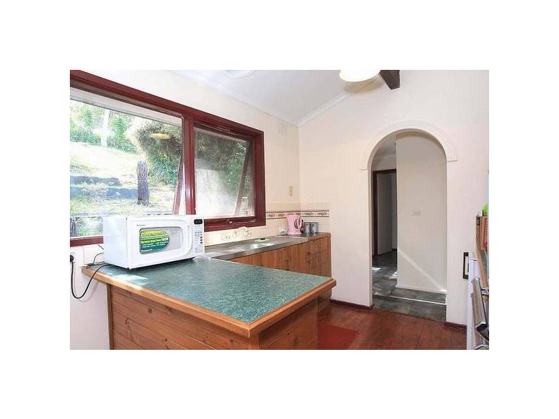 18 Earl Street, Upwey VIC 3158