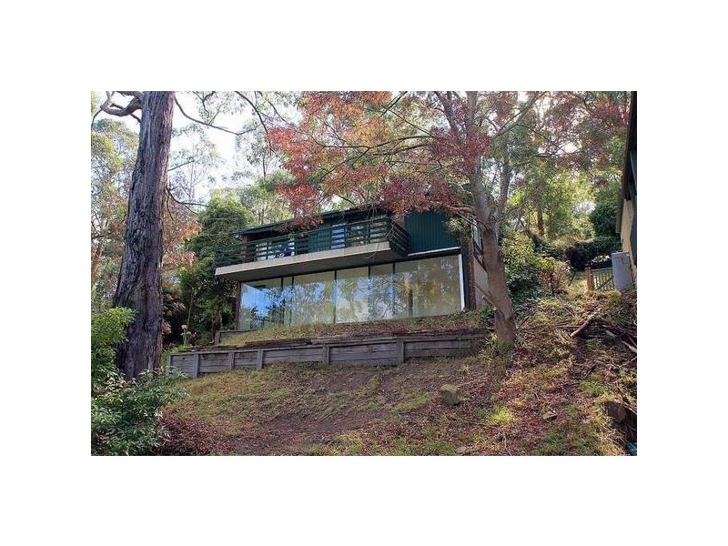 18 Earl Street, Upwey VIC 3158