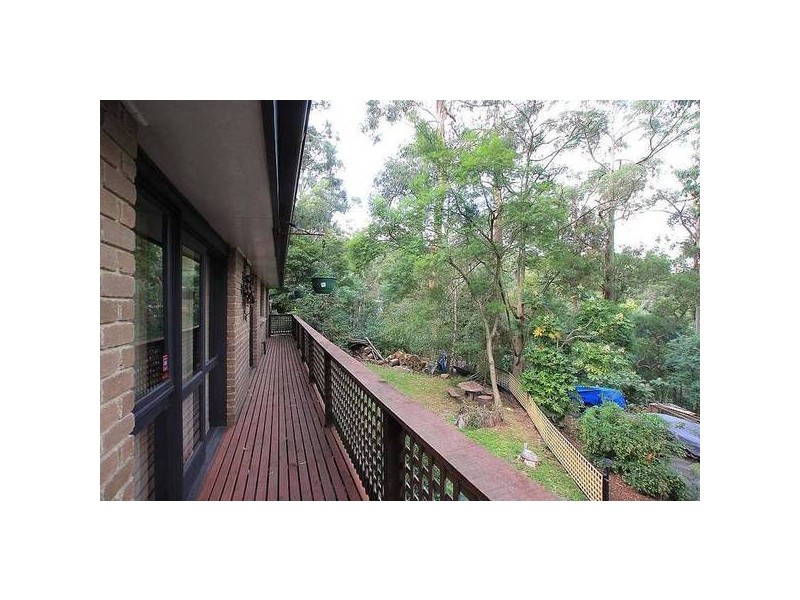 27 Glen Harrow Heights Road, Belgrave VIC 3160
