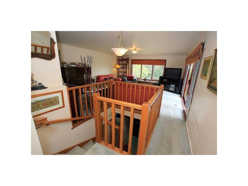2 Jean Street, Upper Ferntree Gully VIC 3156