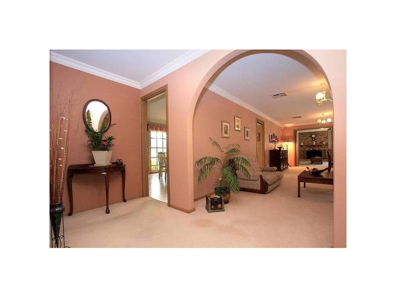 10 Maple Avenue, Belgrave VIC 3160