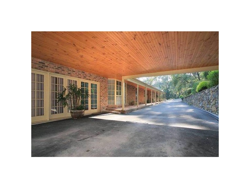 10 Maple Avenue, Belgrave VIC 3160