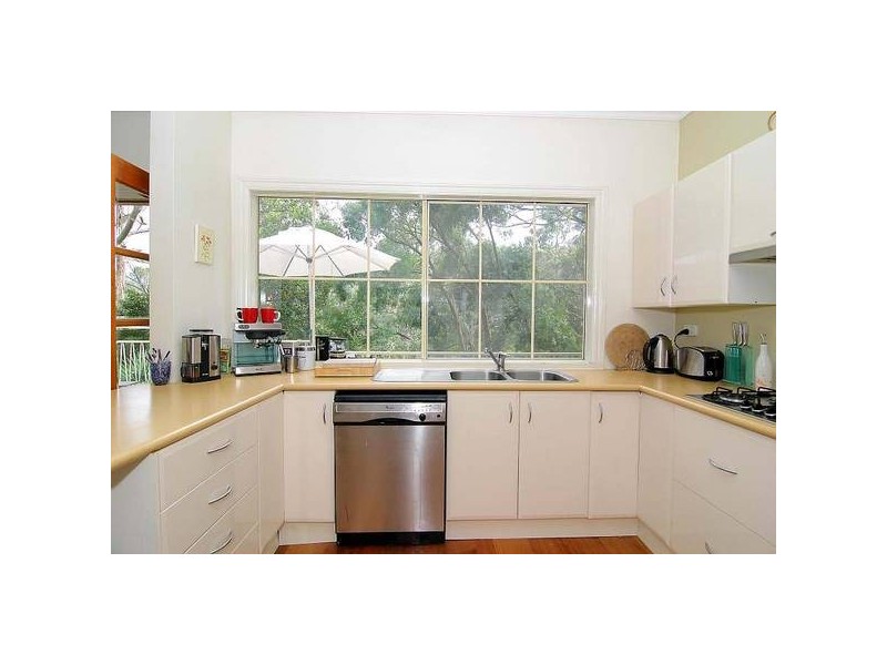 4 Arbor Avenue, Belgrave VIC 3160