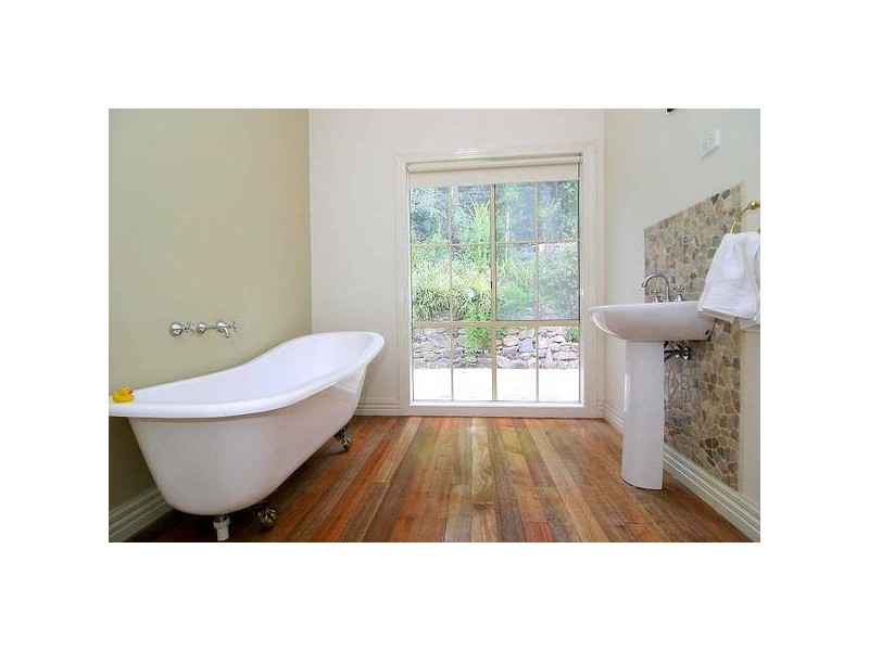 4 Arbor Avenue, Belgrave VIC 3160