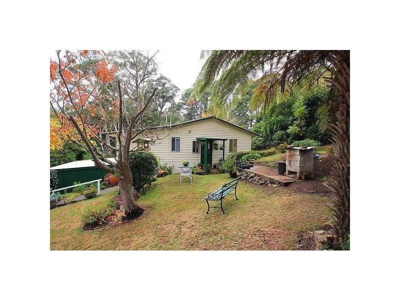 1 Olinda Avenue, Olinda VIC 3788