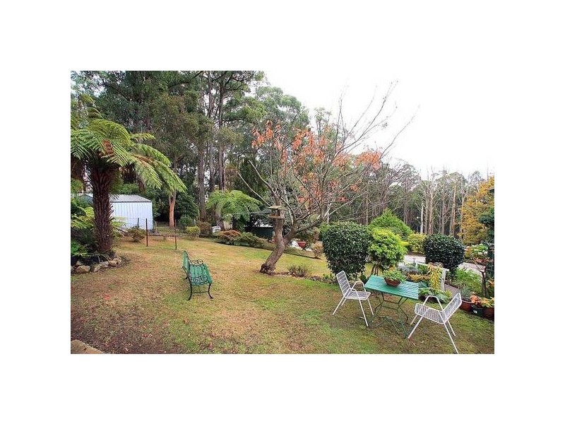 1 Olinda Avenue, Olinda VIC 3788