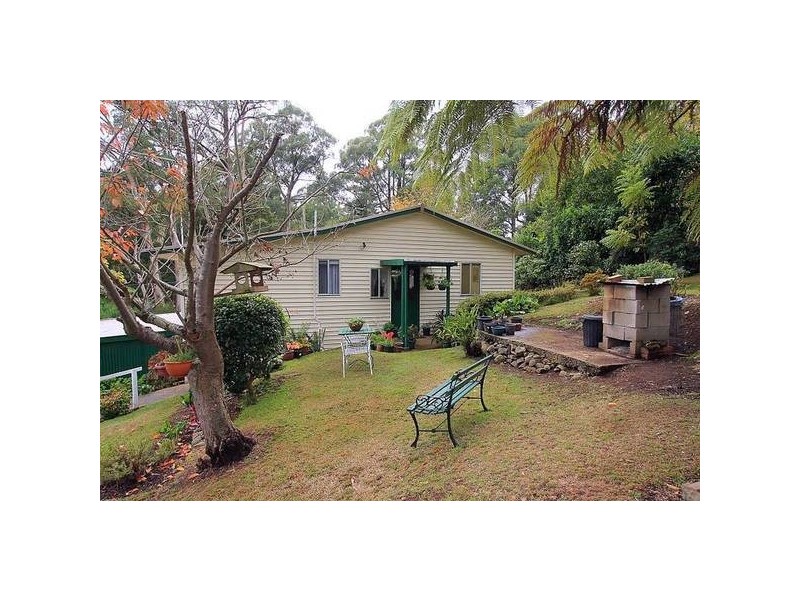 1 Olinda Avenue, Olinda VIC 3788