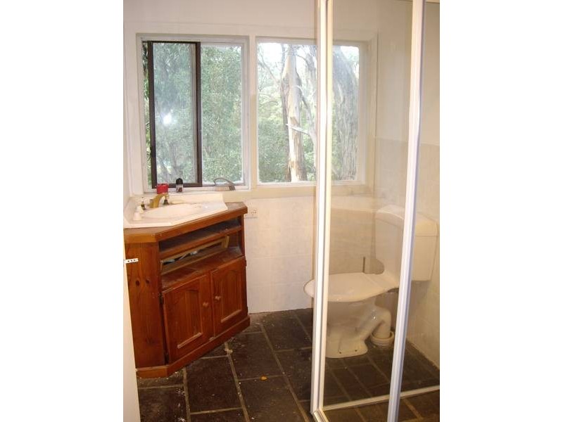 6 Greenwell Road, Selby VIC 3159