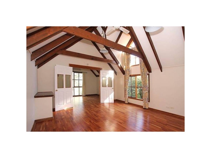 18 Riley Road, Upwey VIC 3158