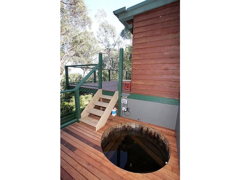 18 Riley Road, Upwey VIC 3158