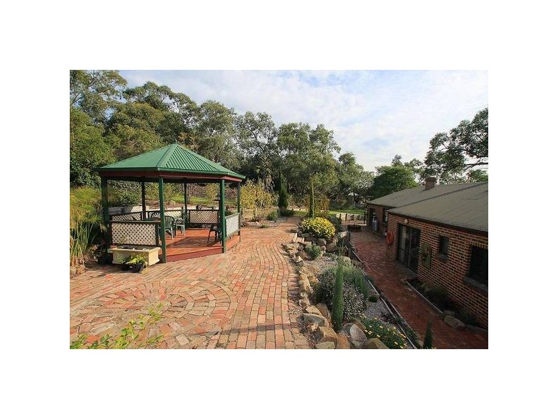 6 Mervyn Road, Belgrave South VIC 3160