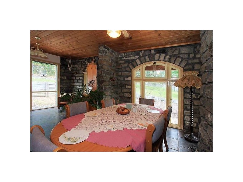 6 Mervyn Road, Belgrave South VIC 3160