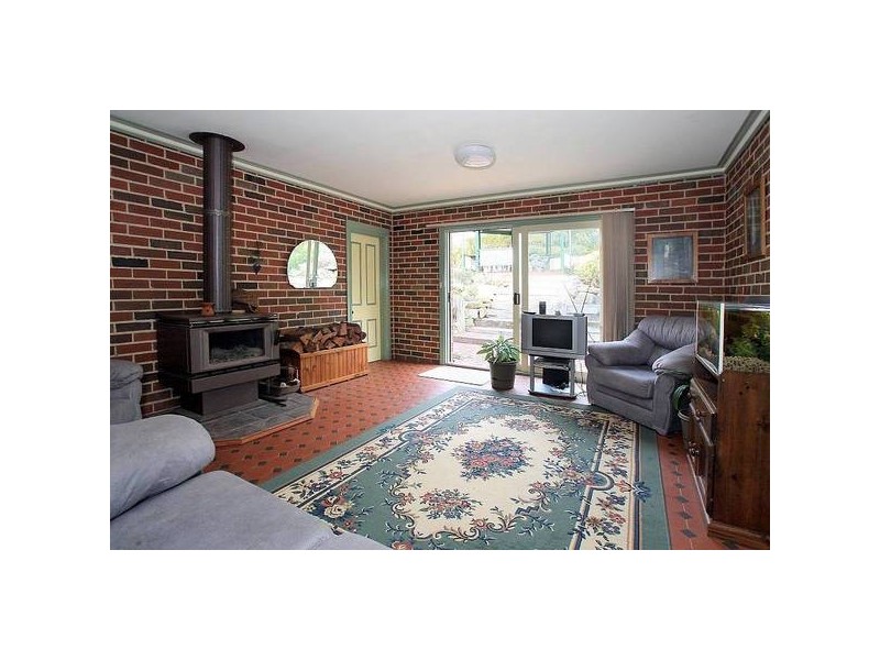 6 Mervyn Road, Belgrave South VIC 3160