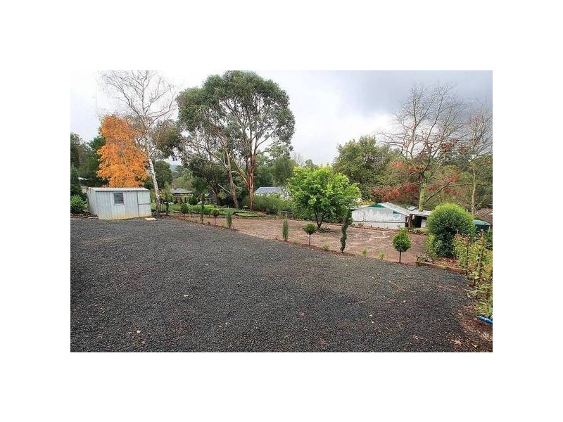25 Haig Avenue, Monbulk VIC 3793