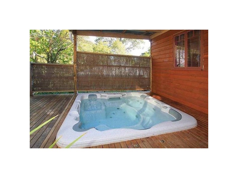 4 Rose Street, Tecoma VIC 3160