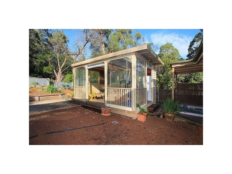 4 Rose Street, Tecoma VIC 3160