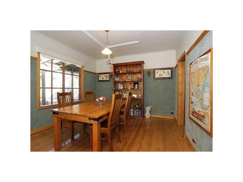 4 Rose Street, Tecoma VIC 3160