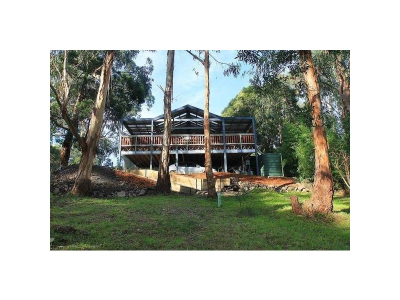 99 Mast Gully Road, Upwey VIC 3158