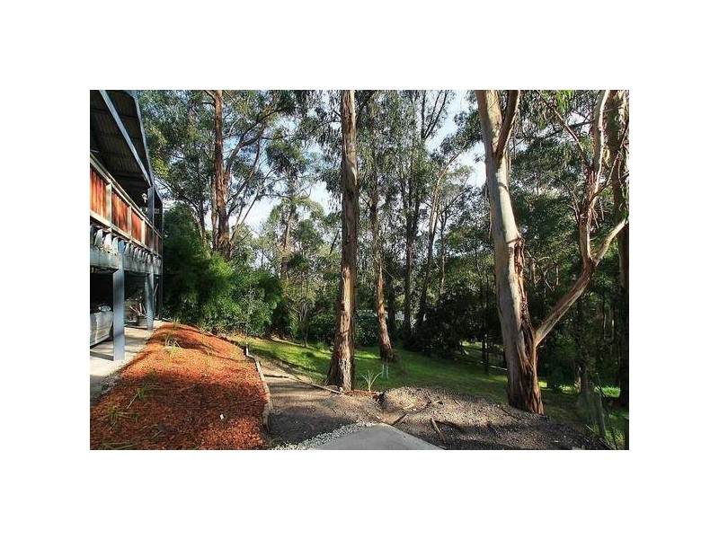 99 Mast Gully Road, Upwey VIC 3158