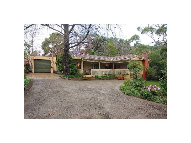 32 Birdwood Avenue, Upwey VIC 3158