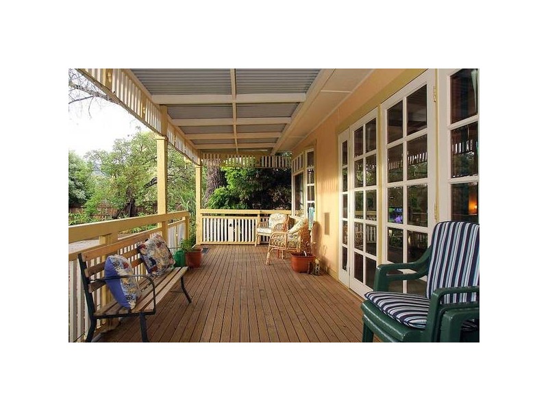 32 Birdwood Avenue, Upwey VIC 3158