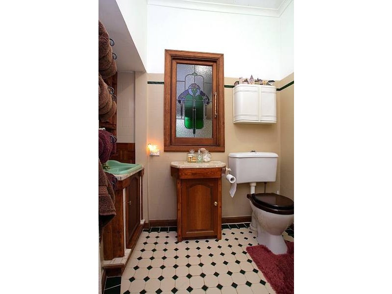 32 Birdwood Avenue, Upwey VIC 3158