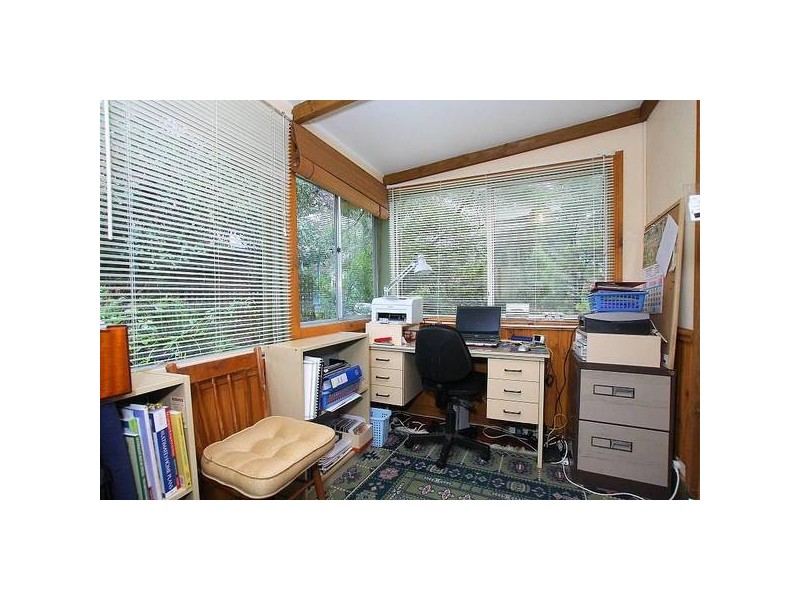 32 Birdwood Avenue, Upwey VIC 3158