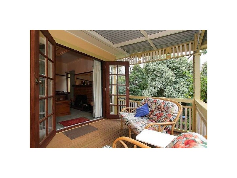 32 Birdwood Avenue, Upwey VIC 3158