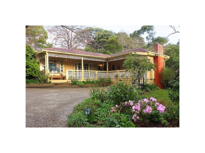 32 Birdwood Avenue, Upwey VIC 3158