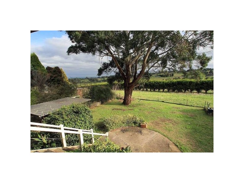 16 Oceanview Crescent West, Kallista VIC 3791
