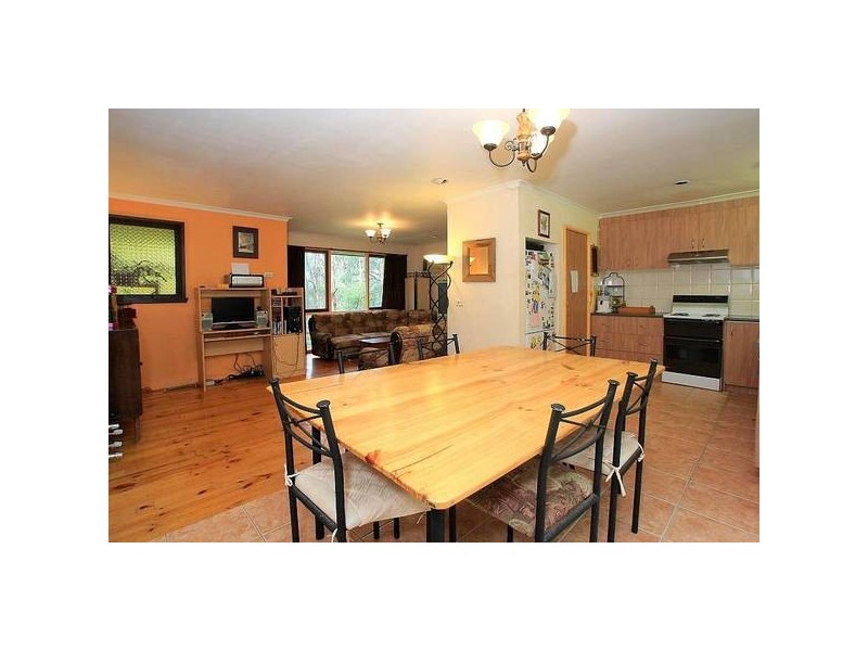 175 Belgrave Gembrook Road (Enter via Nation Road – Vosges Street end), Selby VIC 3159