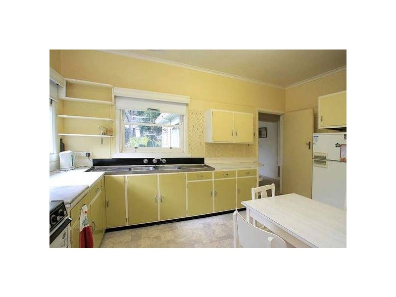 25 Birdwood Avenue, Upwey VIC 3158
