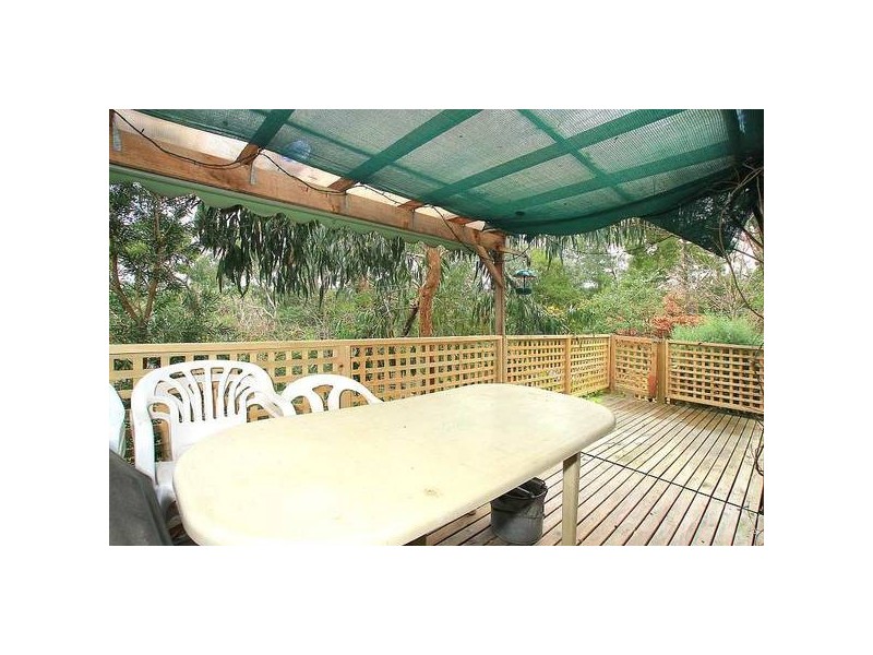 9 Avonside Road, Belgrave Heights VIC 3160