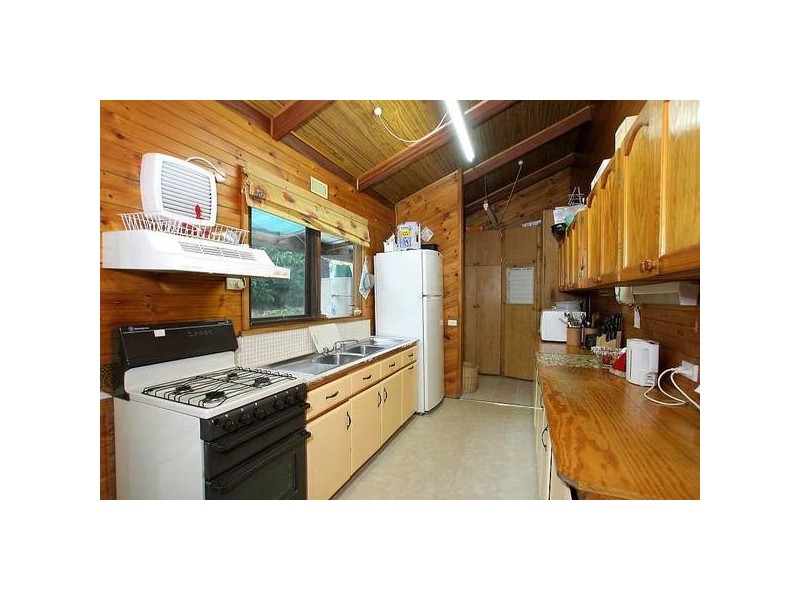 9 Avonside Road, Belgrave Heights VIC 3160