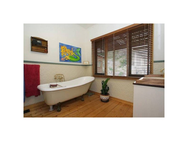 4 Rose Street, Tecoma VIC 3160