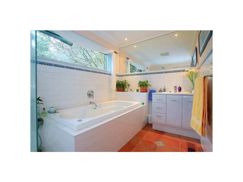 87 Alexander Avenue, Upwey VIC 3158