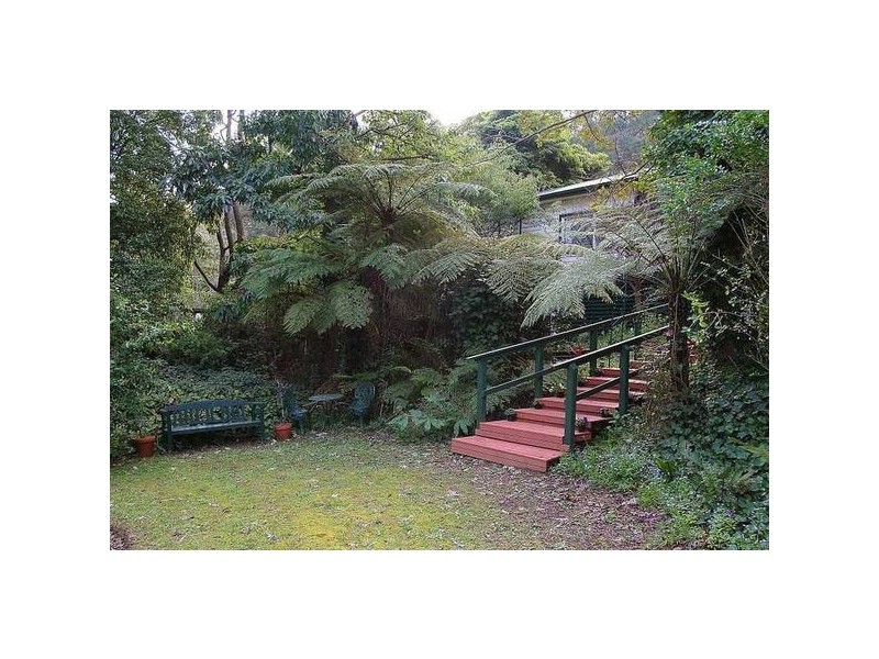 87 Alexander Avenue, Upwey VIC 3158